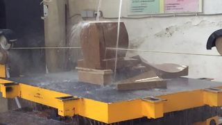 Machine automatique de scie à fil diamanté CNC à 5 axes, pour la coupe et le façonnage de blocs de marbre et de granit