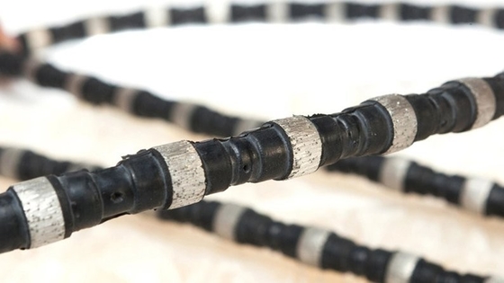 outils de 11.5mm Diamond Marble Wire Saw Quarrying à couper la roche en pierre dure