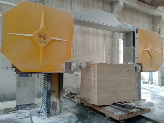 Commande numérique par ordinateur Diamond Wire Saw Machine de 4 axes pour traiter le granit et le marbre