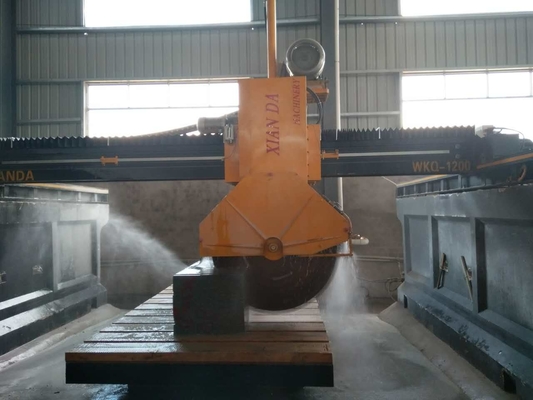 Machine de coupe de blocs de ponts en granit et en marbre