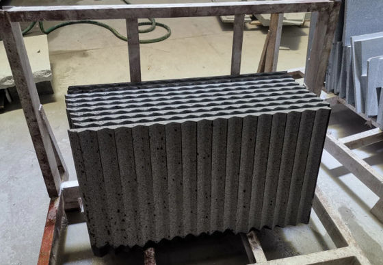 Machine de découpe linéaire à 3 axes pour le traitement des garde-corps linéaires et carrés