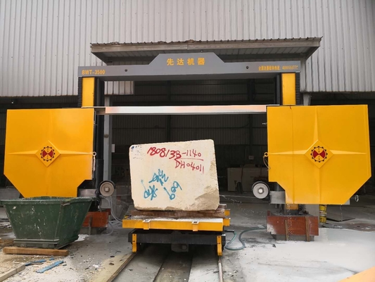 Machine à scie à fil de pierre diamantée pour le carréage de blocs et la coupe de dalles