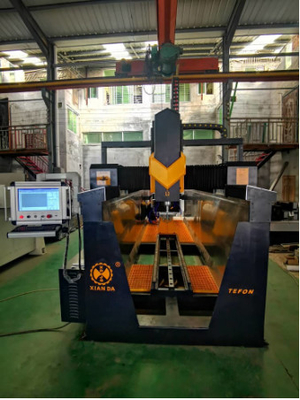 Machine de sculpture CNC à haute précision à 4 axes 7.5kw