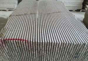 Appareil de découpe de blocs à double action