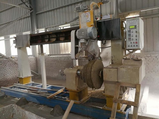 Machine de découpe de colonne à profils à colonne solide avec alimentation CA
