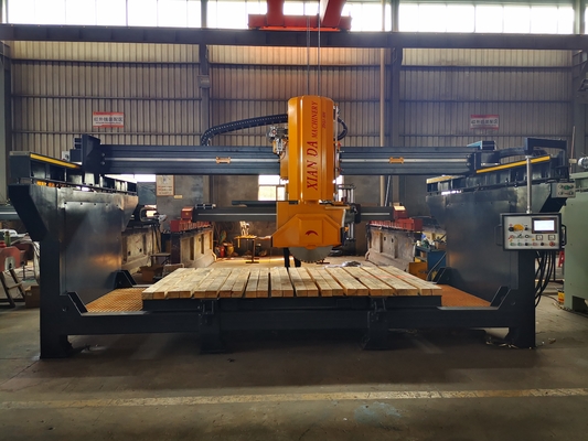 Machine de découpe de bords de pierre à haute vitesse de coupe, machine intégrée de découpe de ponts