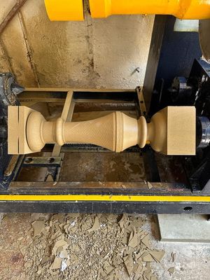 Deux pièces de machine de coupe de colonne de baluster