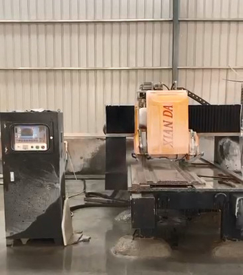 Machine de découpe et de fraisage linéaire de type pont de pierre à haute précision de coupe