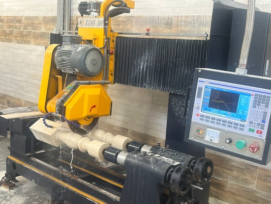 Machines de découpe à baluster/colonne CNC