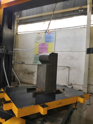 Sauteuse à fil de diamant CNC à 5 axes pour les formes 3D