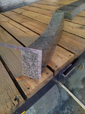 Machines de découpe de ponts à 5 axes pour les lignes de forme arbitraire, les plaques en forme de ventilateur, les bassins de lavage et les formes spéciales