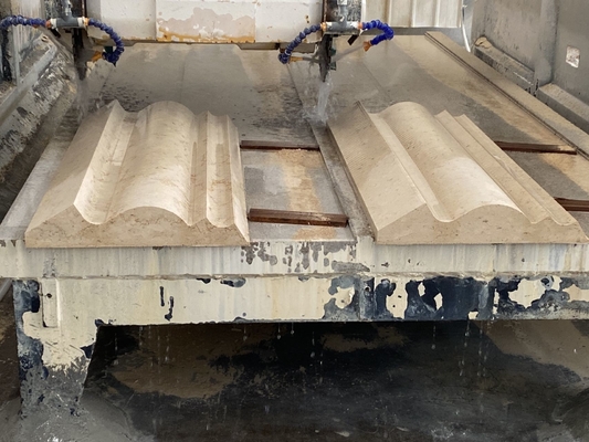 Fraisage fin Machines de découpe linéaire à trois axes