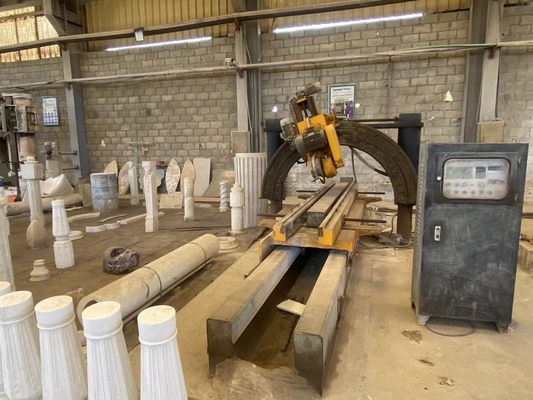 Machine de coupe à colonne de charge lourde Précision Grande capacité de coupe Faible niveau de bruit