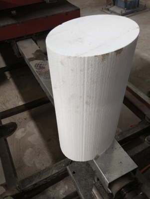 5 axes machine à scie CNC à fil de diamant avec table de travail rotative à 360° pour les formes 3D