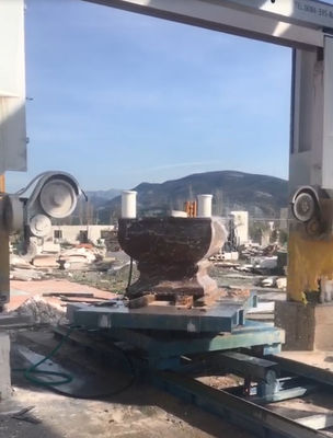 5 axes CNC précision machine à scie en fil diamanté pour des besoins de coupe 3D précis