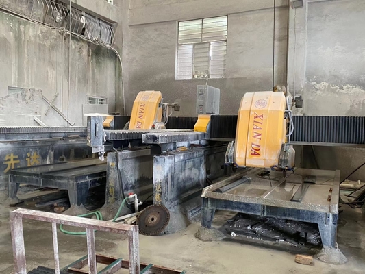 Machines de découpe de profils de granit, de marbre et de pierre avec sécurité