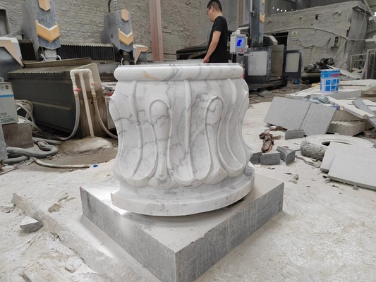 Xianda 4 axes Machine de sculpture CNC de haute précision avec une précision de positionnement de 0,02 mm et une puissance de fuseau de 5,5 kW