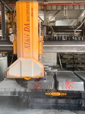 Consommation d'eau 3 m3/h Xianda Machine de coupe de la pierre pour la coupe de précision