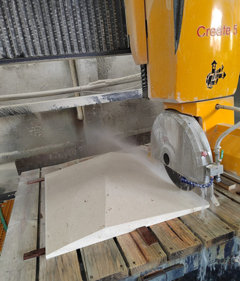 Xianda Marque italienne Système 5 axes CNC pont a vu automatique marbre granite quartz lame fraiseuse machines de cuisine évier comptoir faire machine de coupe de pierre prix d'usine