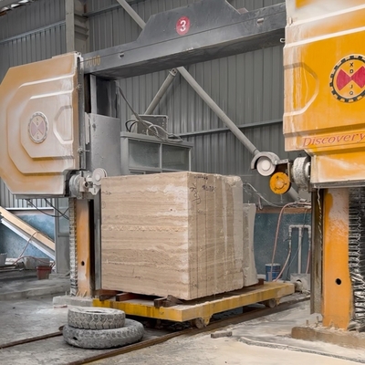 Puissante machine à scie à fil de diamant CNC pour une coupe précise et rapide