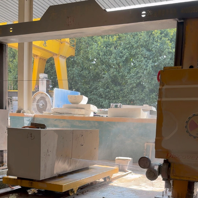 Machine de scie à fil de diamant et longue durée de vie Contrôle de l'avantage temporel de la lame CNC Matériau diamant