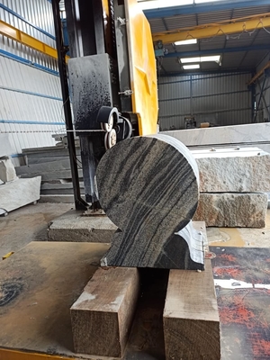 Machine de découpe de fil de diamant CNC compacte à axe rotatif à 360° pour la découpe de matériaux précis