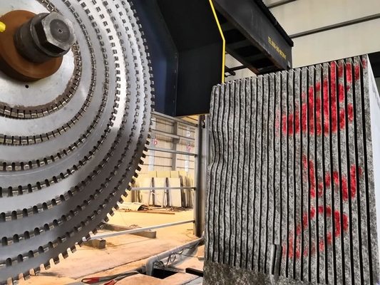 Machine de découpe de blocs de précision pour le granit, le marbre