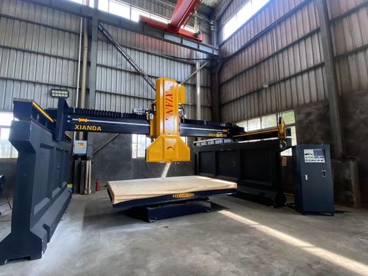 Machine de découpe de blocs intermédiaires à haute vitesse à quatre colonnes avec une puissance brute de 29/37kw pour la découpe de précision