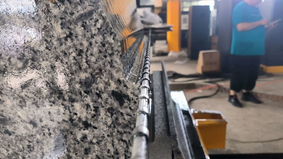 Machine de découpe de scies à fil de diamant Machinerie à la pierre 5 axes CNC Scie à fil de diamant pour une découpe de pierre très efficace