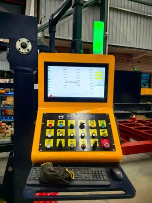 Machine de découpe à pont CNC 5 axes professionnelle avec table de travail de 3400x2000mm et rotation de tête de 0°-360° pour la découpe de pierre de précision