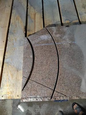 Scie à pont CNC à 5 axes avec table de travail de 3400x2000mm et rotation de tête de 0° à 360° pour granit et marbre