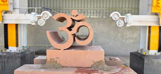 Découverte 4-2500 Scie à fil de diamant CNC pour la coupe de pierre