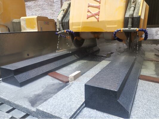 Machine de découpe CNC à haute profondeur de bord de pierre à grande vitesse pour le marbre