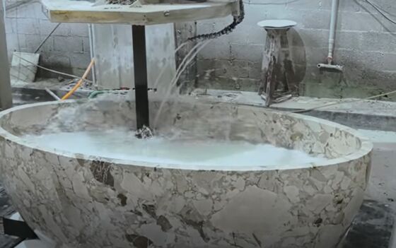 Centre d'usinage CNC 5+1 axes pour les formes 3D de granit et de marbre