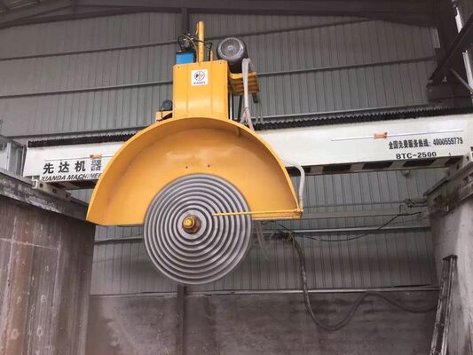 Machine à grosses pierres à économie d'énergie, 45KW, scie à pont multi-lames pour la découpe de blocs de granit et de marbre