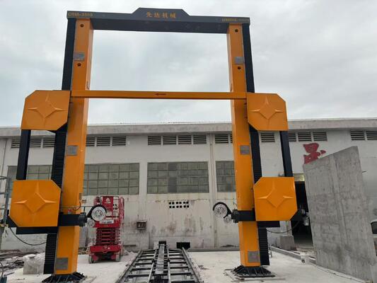 Machine de sciage à fil diamanté CNC avec taille de traitement maximale de 3500*3000*1800mm et moteur principal de 11kw pour la découpe de pierre