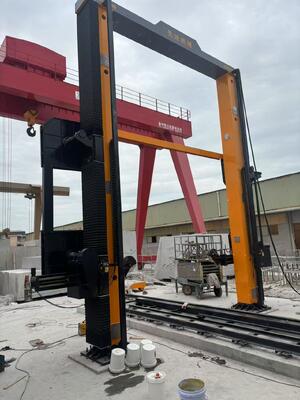 Machine de sciage à fil diamanté CNC avec taille de traitement maximale de 3500*3000*1800mm et moteur principal de 11kw pour la découpe de pierre