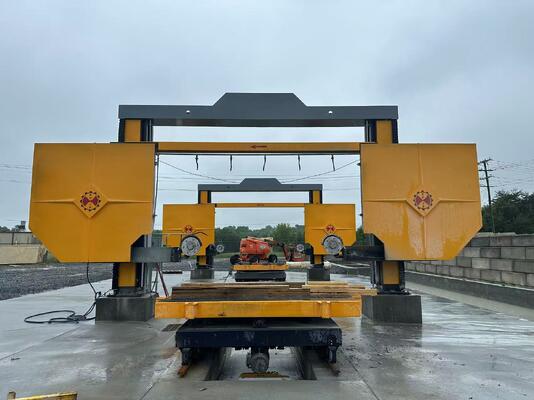 Machine à scie à fil de diamant à commande PLC avec entraînement à vis synchrone pour la division de blocs de marbre et de granit de 3000 × 3000 × 1500 mm