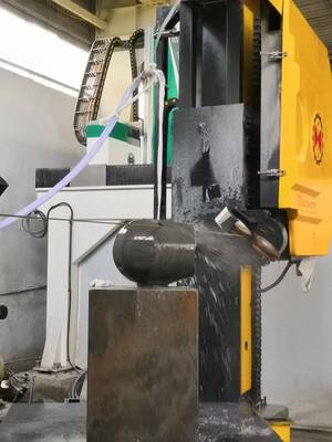5 axes CNC scie à fil de diamant pour les formes 3D de granit de marbre