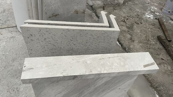 XIANDA CNC-2500SA Machine de sciage diamanté CNC de haute précision avec capacité de charge de 20 tonnes et table rotative servo à 360 degrés pour le profilage de la pierre