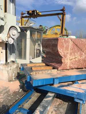 Machine à coudre à fil de diamant CNC à 5 axes pour la découpe du granit et du marbre avec taille de traitement 2600 × 3000 × 1500 mm