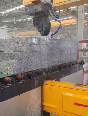 Machine de scie à fil diamanté CNC verticale VCWS‐800‐03 pour le profilage de pierres naturelles