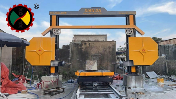 Machine de traitement de carrière de pierre naturelle offrant une longue durée de vie et améliorant la productivité dans les environnements industriels