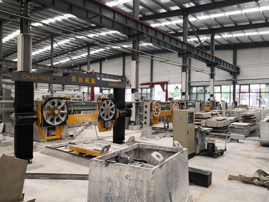 Machine de découpe circulaire CNC pratique pour le traitement du marbre et du granit
