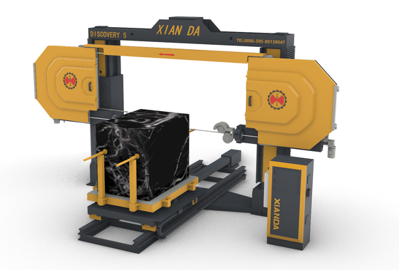 5 axes CNC machine à scie à fil de diamant avec moteur principal de 11 kW pour le traitement de formes 3D dans le marbre et le granit