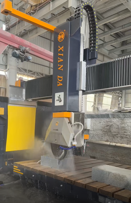Machine de découpe de pont CNC 5 axes avec rotation de lame à 360° et taille de traitement de 3200x2000mm pour la fabrication de pierre