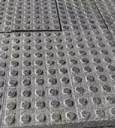 Machine de gravure de pierre CNC électrique avec une précision de 0,02 mm et une vitesse d'air de 15 m/min pour pavés tactiles