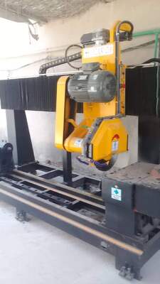 Machine de découpe de balustres en marbre et granit à deux pièces avec commande PLC/CNC