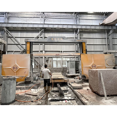 Scie à fil diamanté CNC 4 axes CRM‑3500‑21 / CRM‑3500‑22FW pour la découpe de colonnes romaines et de dalles arquées en pierre