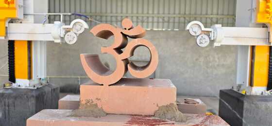 Découverte-4 Machine à coudre à fil de diamant CNC à 4 axes avec moteur à aimants permanents de 15 kW pour la découpe de pierre de 2000*2300*1500 mm